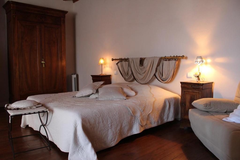 ลา แมซง ดาแน Bed & Breakfast Vic-en-Bigorre ห้อง รูปภาพ