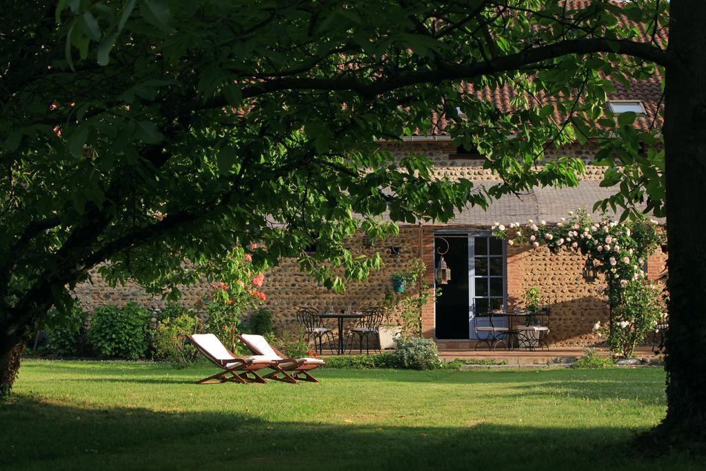 ลา แมซง ดาแน Bed & Breakfast Vic-en-Bigorre ภายนอก รูปภาพ