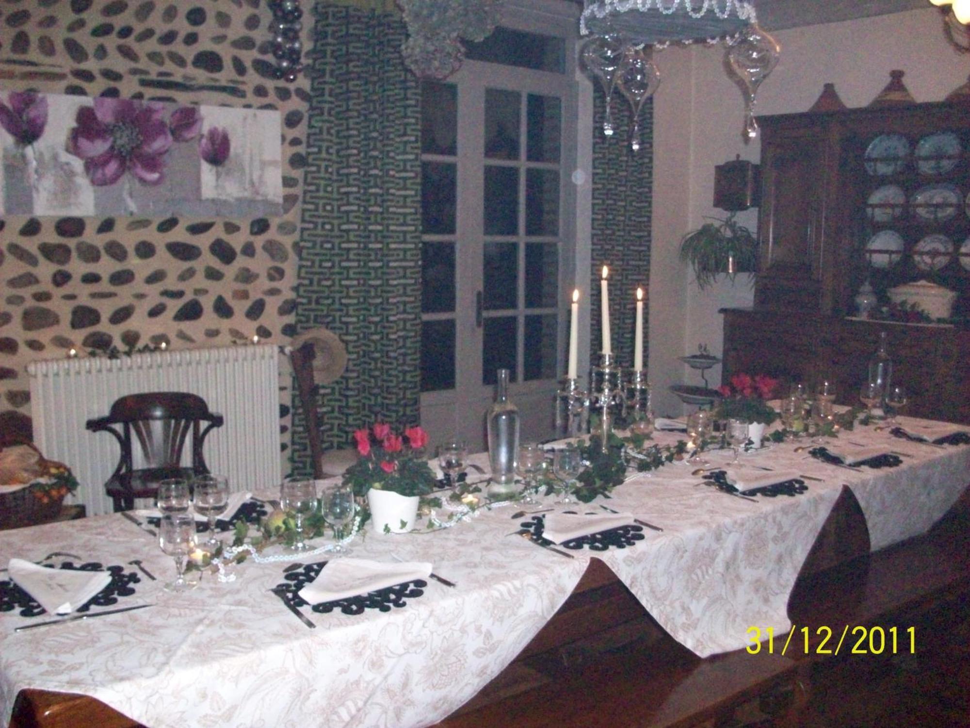 ลา แมซง ดาแน Bed & Breakfast Vic-en-Bigorre ภายนอก รูปภาพ