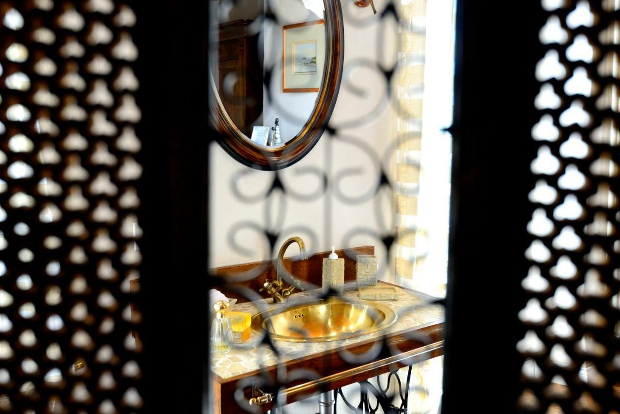 ลา แมซง ดาแน Bed & Breakfast Vic-en-Bigorre ภายนอก รูปภาพ