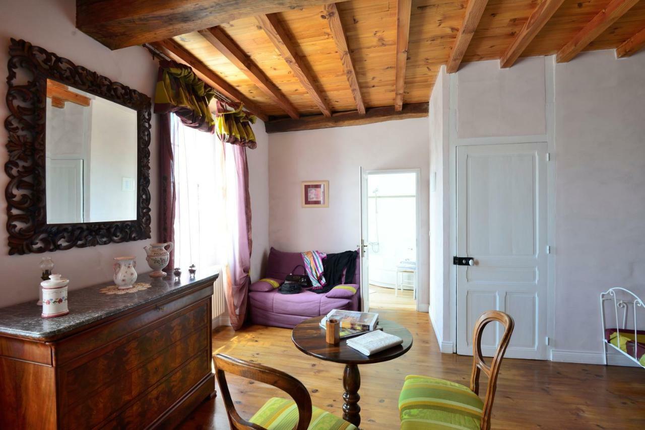 ลา แมซง ดาแน Bed & Breakfast Vic-en-Bigorre ภายนอก รูปภาพ